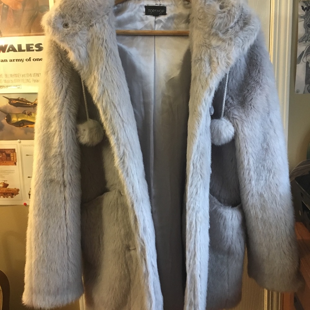 TOPSHOP FAUX FUR COAT SIZE M